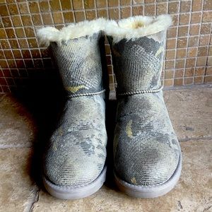 UGG boot with snake print